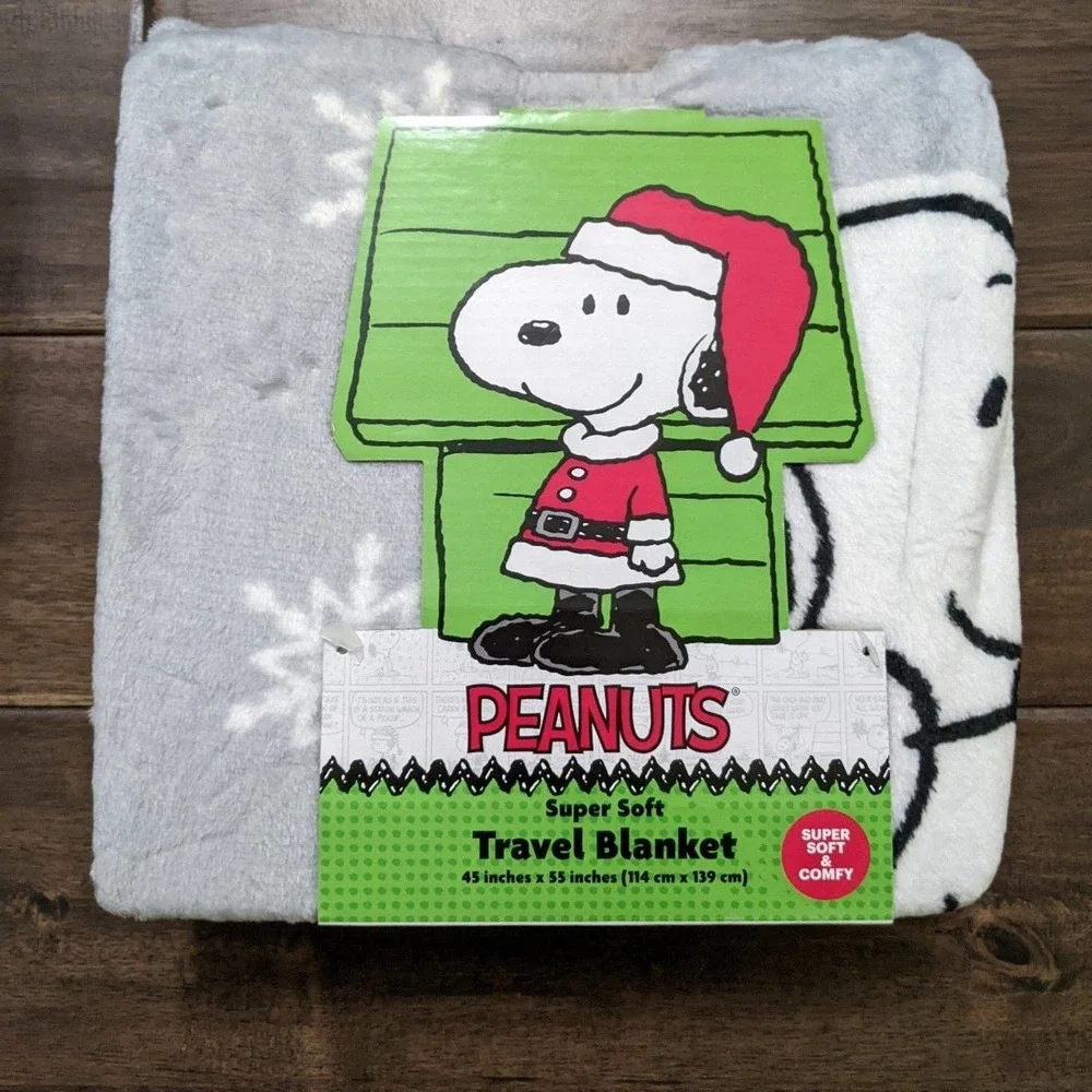 New Christmas peanuts Snoopy Woodstock travel blanket